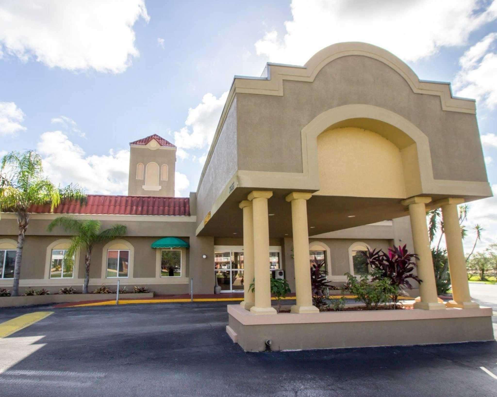 Quality Inn Kennedy Space Center Titusville Exterior foto